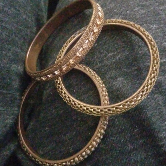 Bracelets - Picture 2 of 2